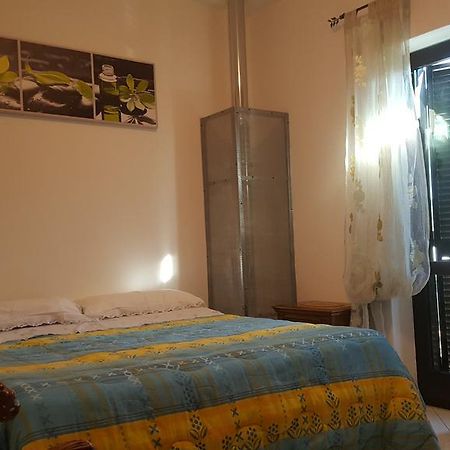 Hotel Al Fontanone Cecchina Esterno foto